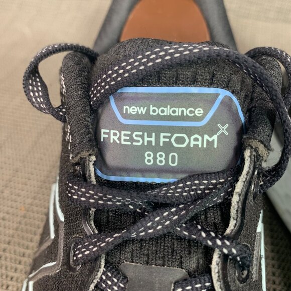 New Balance Fresh Foam 880 Running Shoes Black & White Mens Size 9 - Picture 3 of 8